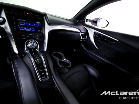 Used 2017 Acura NSX AWD/4WD image 15