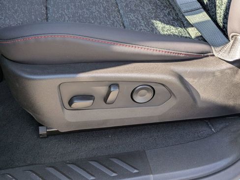 New 2025 Chevrolet Colorado Z71 image 16