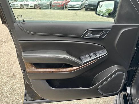 Used 2017 Chevrolet Tahoe Special Service 4x4 4dr SUV w/ Max Trailering Package image 14