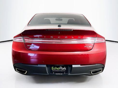 Used 2016 Lincoln MKZ FWD image 7