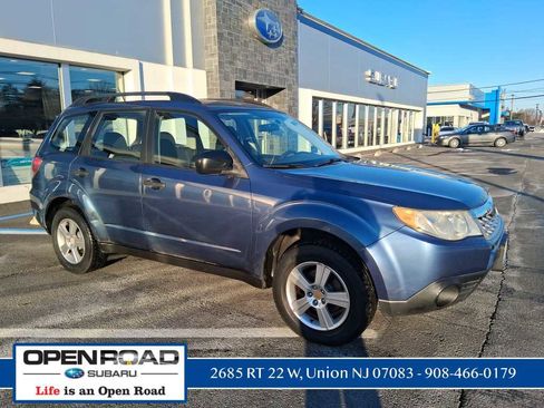 Used 2011 Subaru Forester 2.5X image 1
