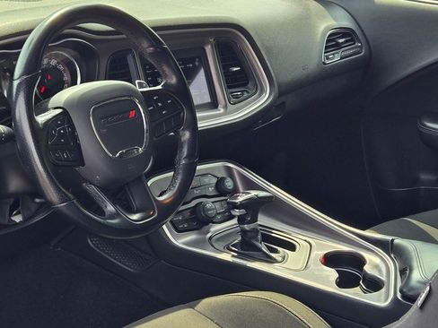 Used 2022 Dodge Challenger GT image 19