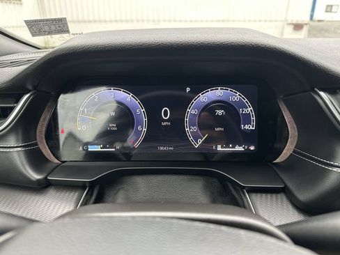 Used 2024 Jeep Grand Cherokee Altitude AWD/4WD image 12