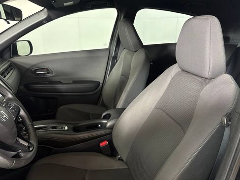 Used 2020 Honda HR-V Sport image 19