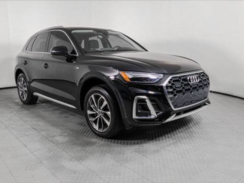 Used 2023 Audi Q5 2.0T Premium Plus w/ Premium Plus Package AWD/4WD image 12
