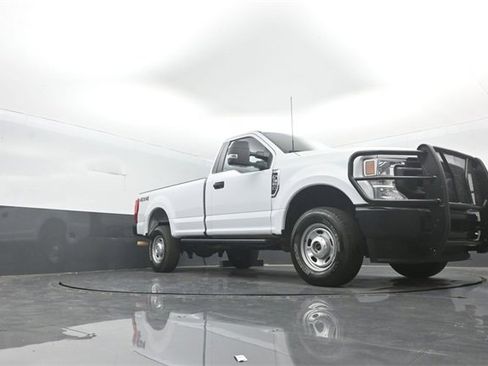Used 2022 Ford F350 XL w/ Power Equipment Group image 22