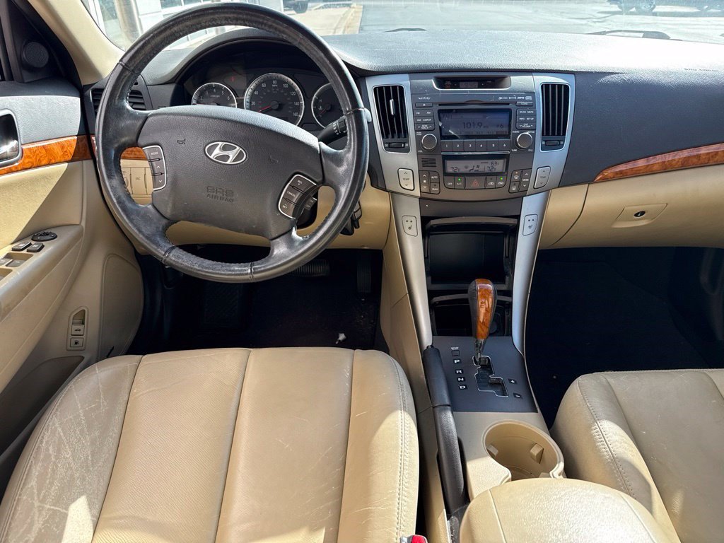 Used 2010 Hyundai Sonata Limited FWD image 7