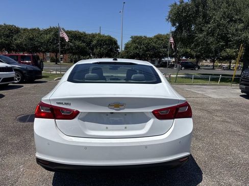 Used 2023 Chevrolet Malibu LS w/ Driver Confidence Package FWD image 7