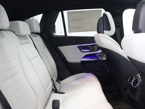 New 2026 Mercedes-Benz GLC 300 4MATIC image 21