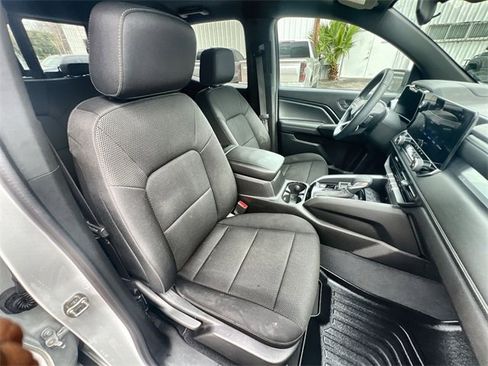 Used 2024 Chevrolet Colorado LT w/ LT Convenience Package image 27