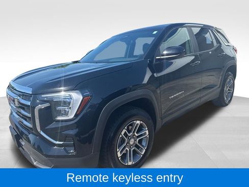 Used 2026 GMC Terrain Elevation AWD/4WD image 3