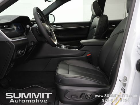 New 2026 Jeep Grand Cherokee L Limited AWD/4WD image 7