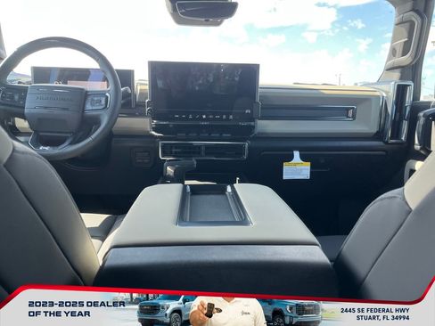 New 2026 GMC Hummer EV 4x4 Crew Cab image 15