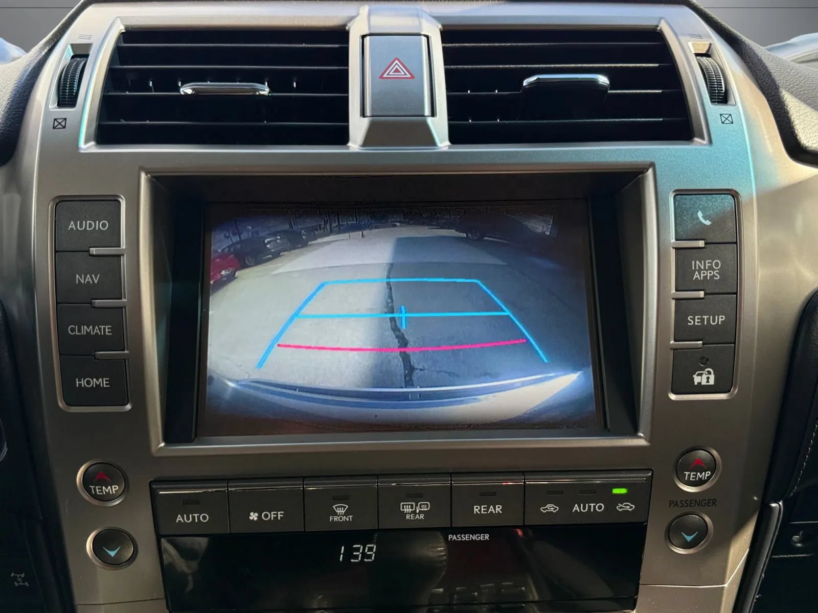 Used 2019 Lexus GX 460 Premium AWD/4WD image 39