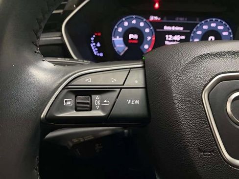 Used 2020 Audi Q3 2.0T Premium w/ Convenience Package image 32