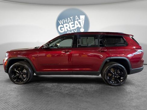 Used 2025 Jeep Grand Cherokee L Altitude AWD/4WD image 7