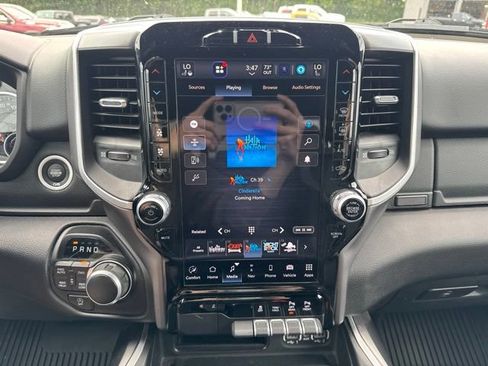 Used 2023 RAM 1500 Big Horn AWD/4WD image 17