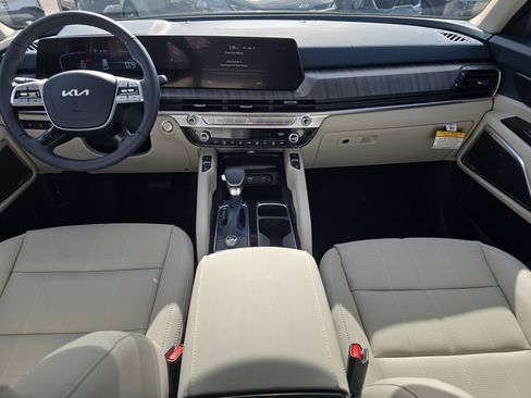 New 2025 Kia Telluride EX w/ EX Captain's Chair Package image 13