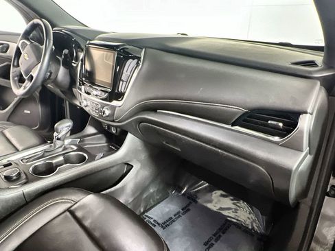 Certified 2023 Chevrolet Traverse LT w/ LT Premium Package AWD/4WD image 31