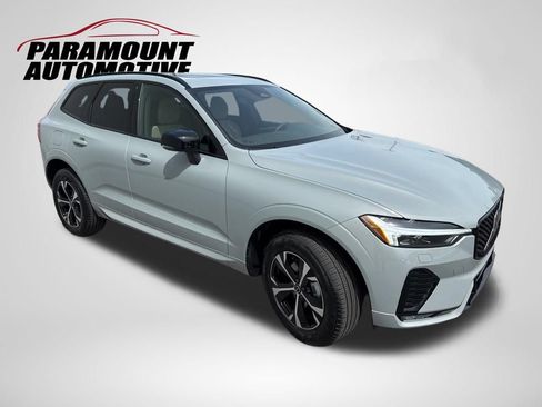 Used 2026 Volvo XC60 B5 Core w/ Climate Package AWD/4WD image 3
