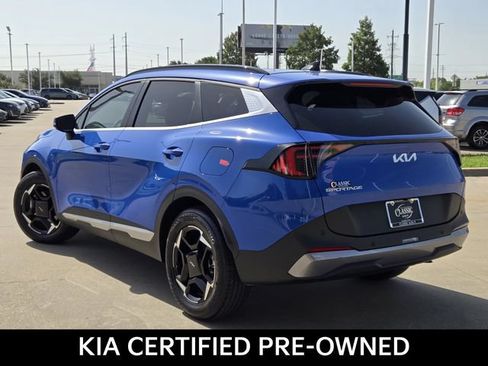 Certified 2026 Kia Sportage EX w/ EX Panorama Roof Package FWD image 4