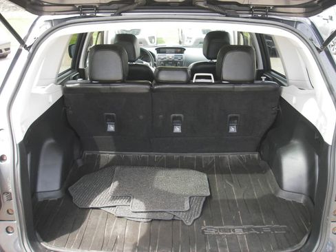 Used 2014 Subaru Forester 2.5i Premium w/ All-Weather Package AWD/4WD image 28
