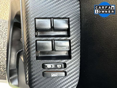 Used 2015 Toyota RAV4 XLE image 18