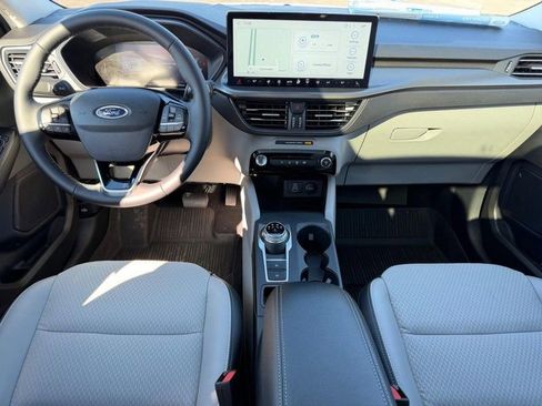 New 2026 Ford Escape SE image 12