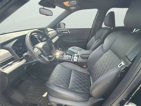 Used 2023 Mitsubishi Outlander SEL FWD image 5