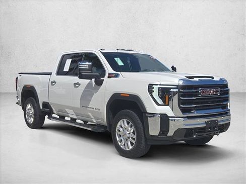 Used 2024 GMC Sierra 2500 SLT w/ SLT Premium Package AWD/4WD image 3