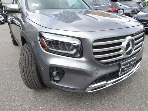 Used 2026 Mercedes-Benz GLB 250 4MATIC image 24
