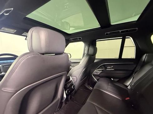 Used 2025 Land Rover Range Rover SE AWD/4WD image 26