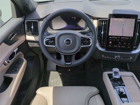 New 2026 Volvo XC90 B6 Ultra w/ Lounge Package AWD/4WD image 13