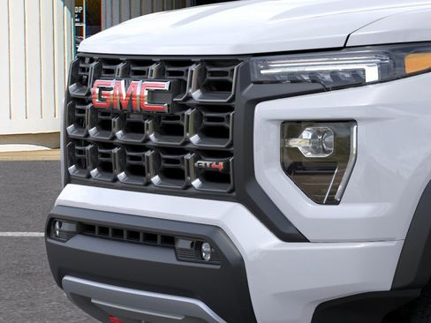 New 2026 GMC Canyon AT4 AWD/4WD image 13