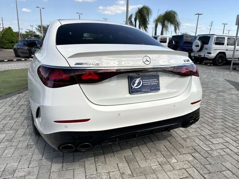 New 2026 Mercedes-Benz E 53 AMG e 4MATIC Sedan image 9