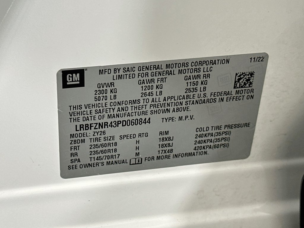 Used 2023 Buick Envision Essence FWD image 31