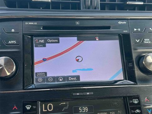 Used 2017 Toyota Avalon Limited image 30