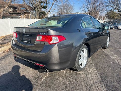 Used 2010 Acura TSX Sedan image 4