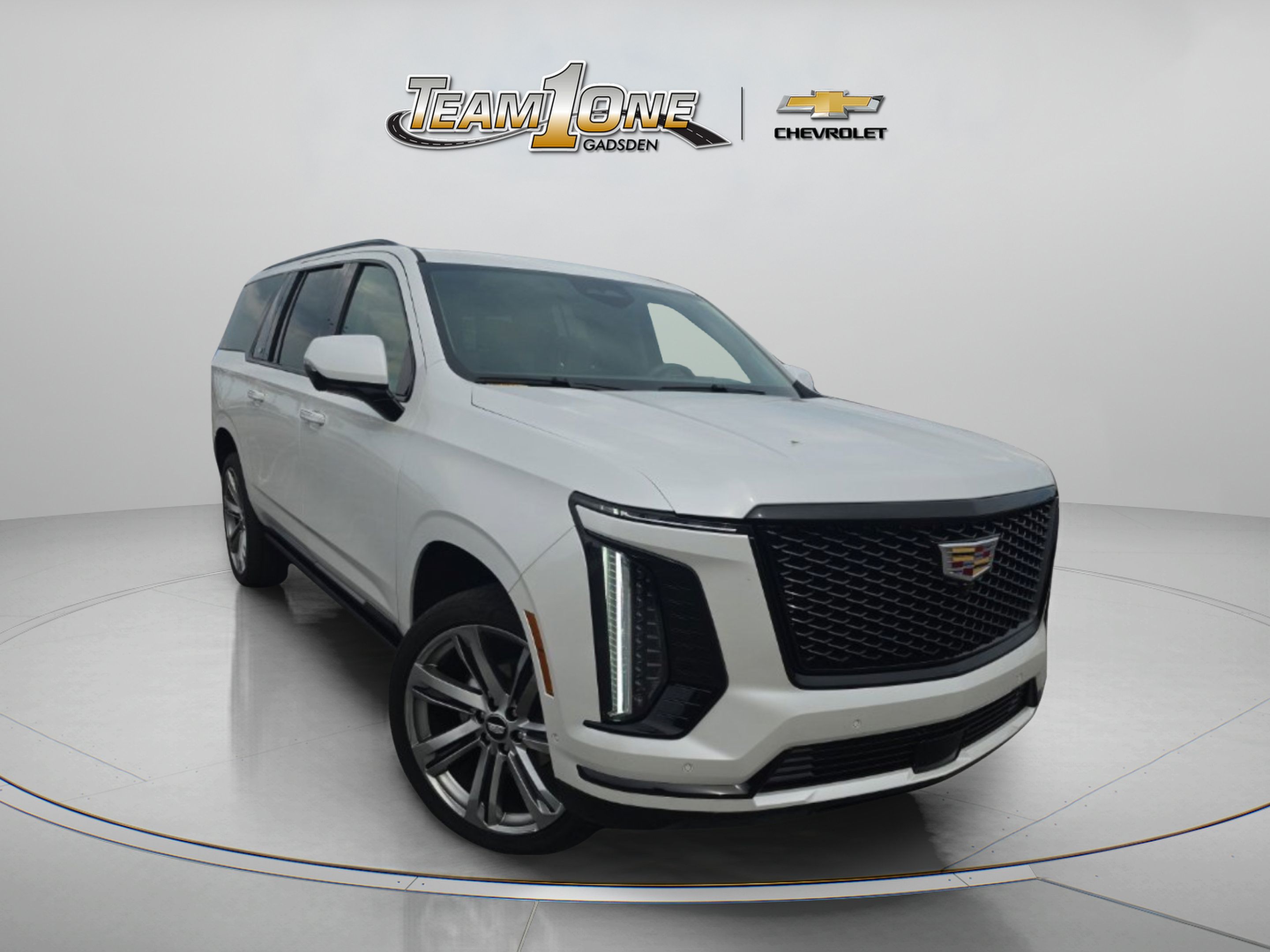 Used 2025 Cadillac Escalade ESV Sport Platinum AWD/4WD image 1