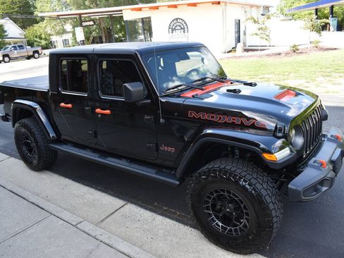 Used 2020 Jeep Gladiator Mojave AWD/4WD image 47