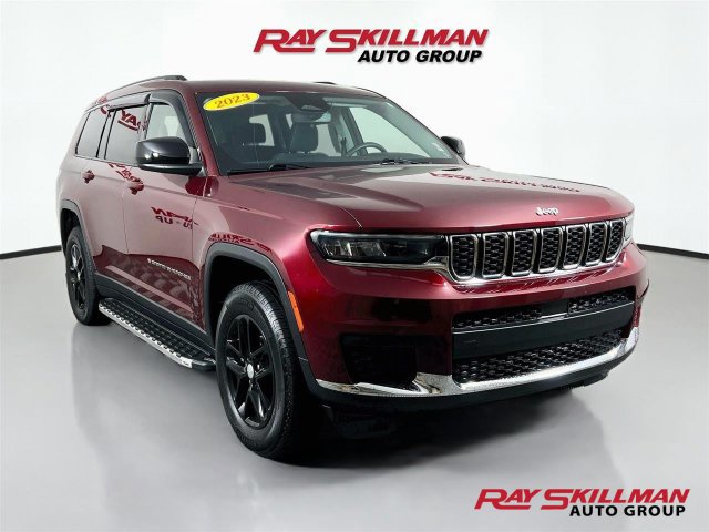 Used 2023 Jeep Grand Cherokee L Laredo w/ Luxury Tech Group I AWD/4WD image 1