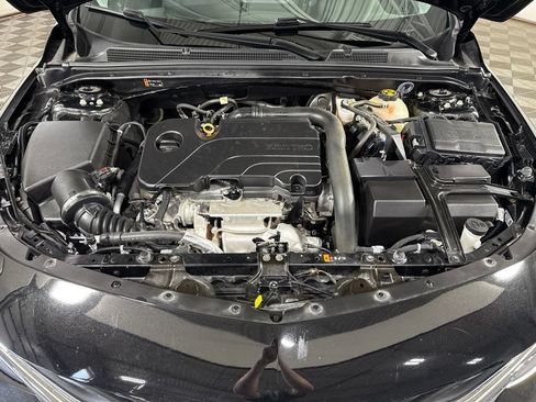 Used 2021 Chevrolet Malibu LT FWD image 4