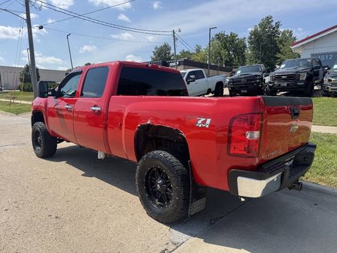 Used 2007 Chevrolet Silverado 2500 LTZ w/ Safety Package AWD/4WD image 3