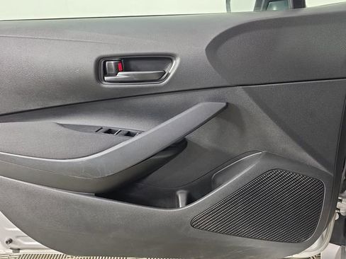 Used 2023 Toyota Corolla LE FWD image 34