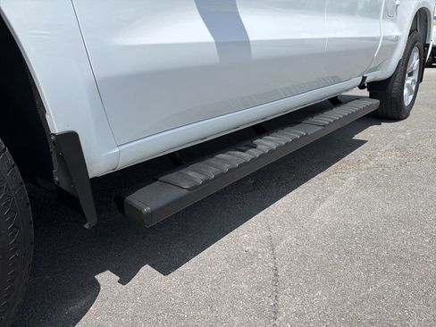 Used 2021 Chevrolet Silverado 1500 Custom RWD image 16