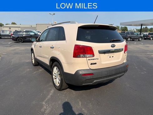 Used 2011 Kia Sorento EX w/ Premium Pkg AWD/4WD image 6