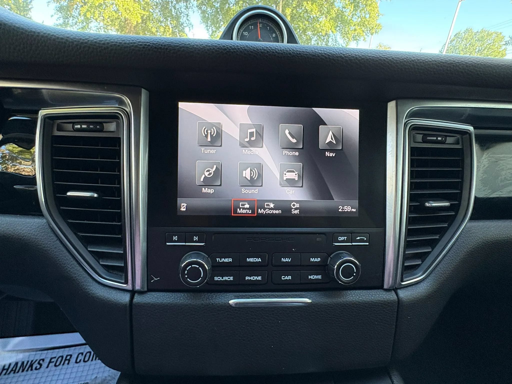 Used 2018 Porsche Macan AWD/4WD image 45