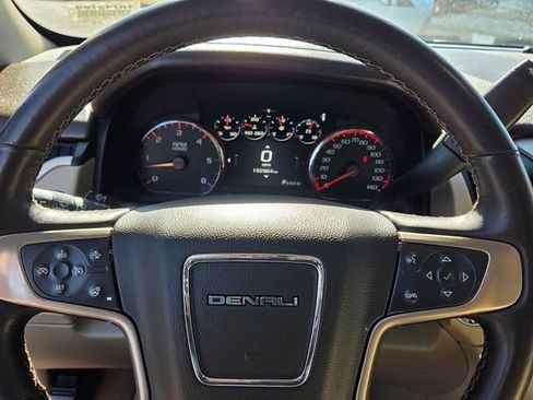 Used 2015 GMC Yukon Denali w/ Premium Package image 23