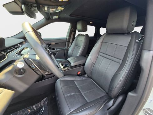 Used 2023 Land Rover Range Rover Evoque R-Dynamic SE AWD/4WD image 18
