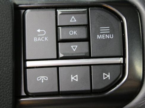 Used 2024 Ford Expedition Platinum image 64